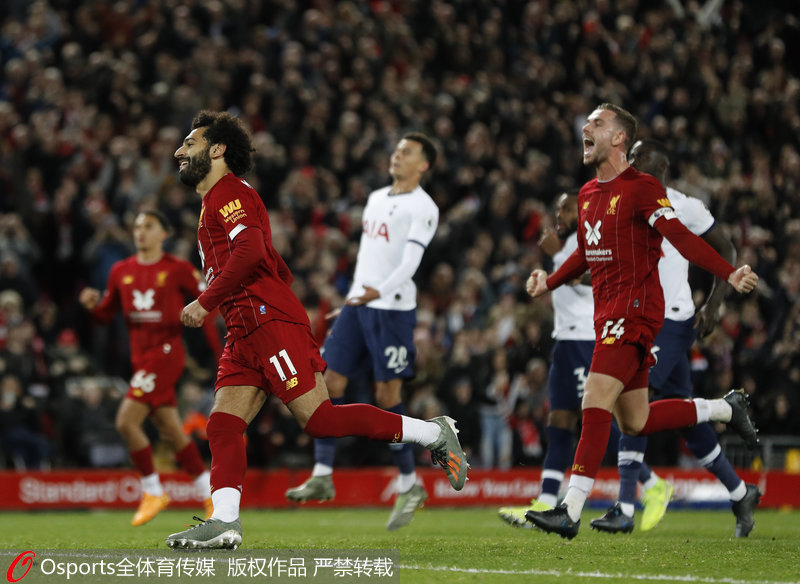  萨拉赫双响利物浦逆转热刺  